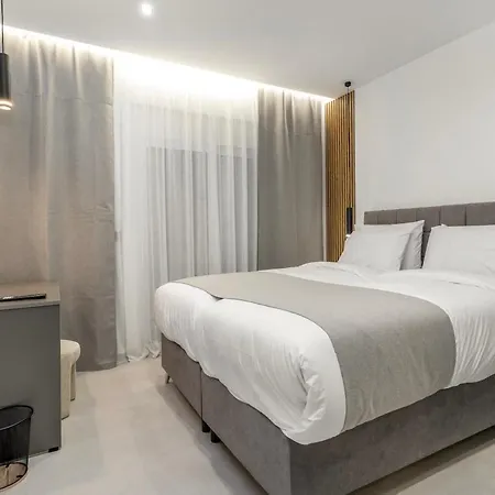 Elia Village Apartment *