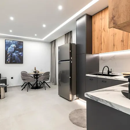 Elia Village Apartment